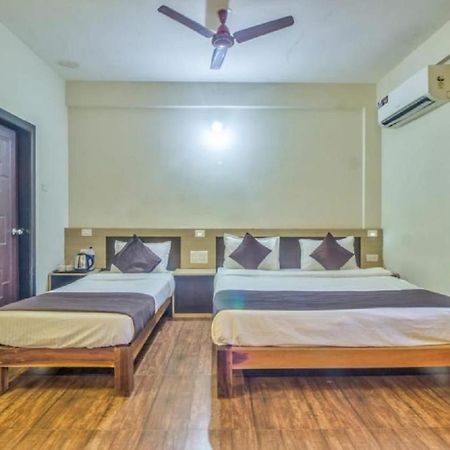 Baga Beach Paradise Hotel Buitenkant foto