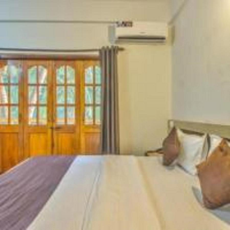 Baga Beach Paradise Hotel Buitenkant foto